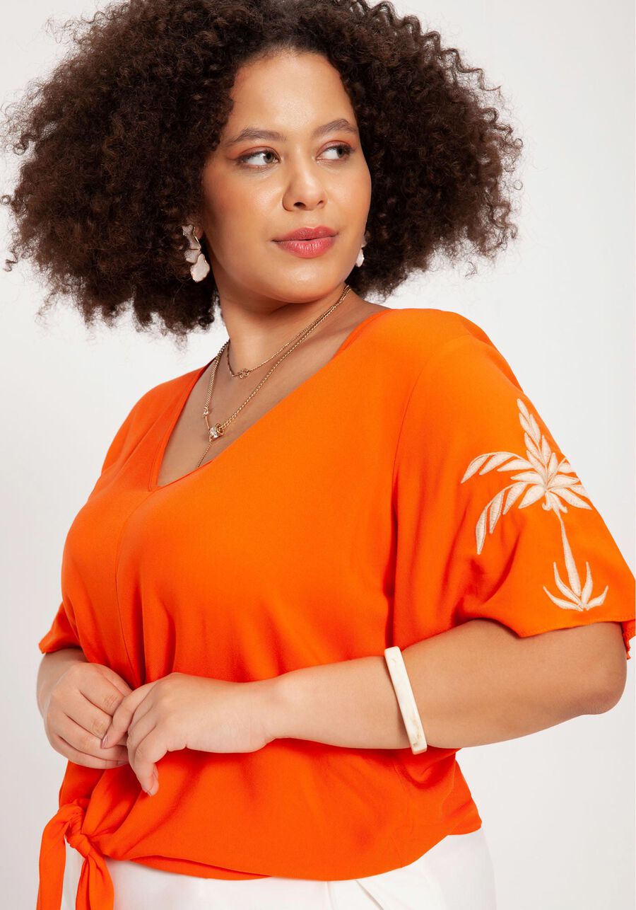Blusa Plus Size em Viscose com Bordado e Laço, LARANJA MAMAO. Blusa Plus Size em Viscose com Bordado e Laço, LARANJA MAMAO, large.