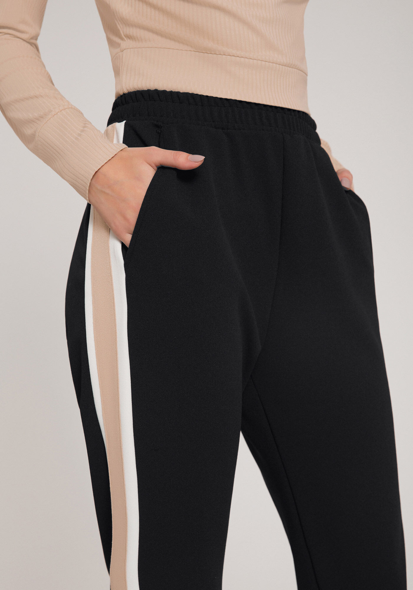 Calça de shop malha crepe