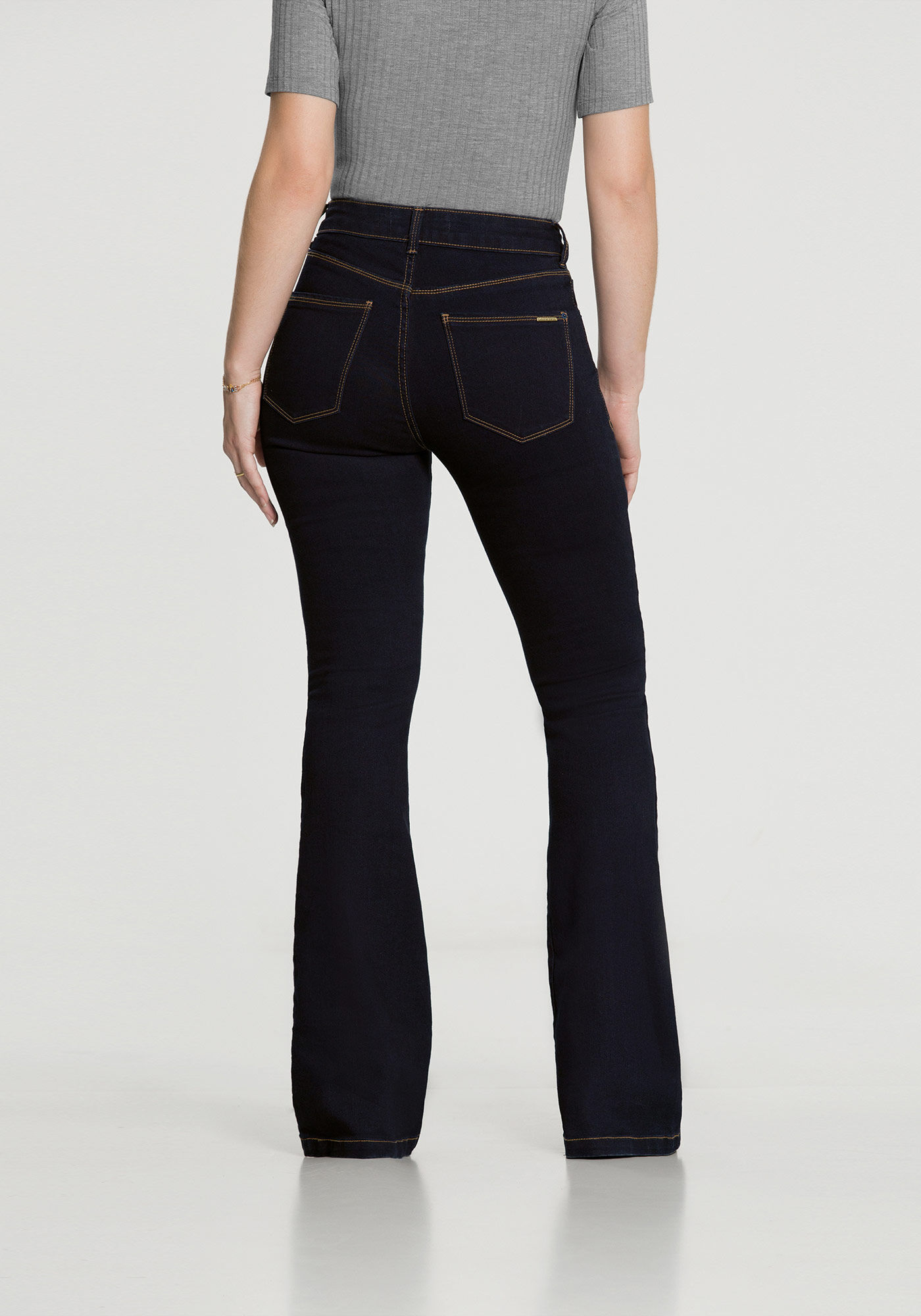 Calça flare chapa best sale barriga