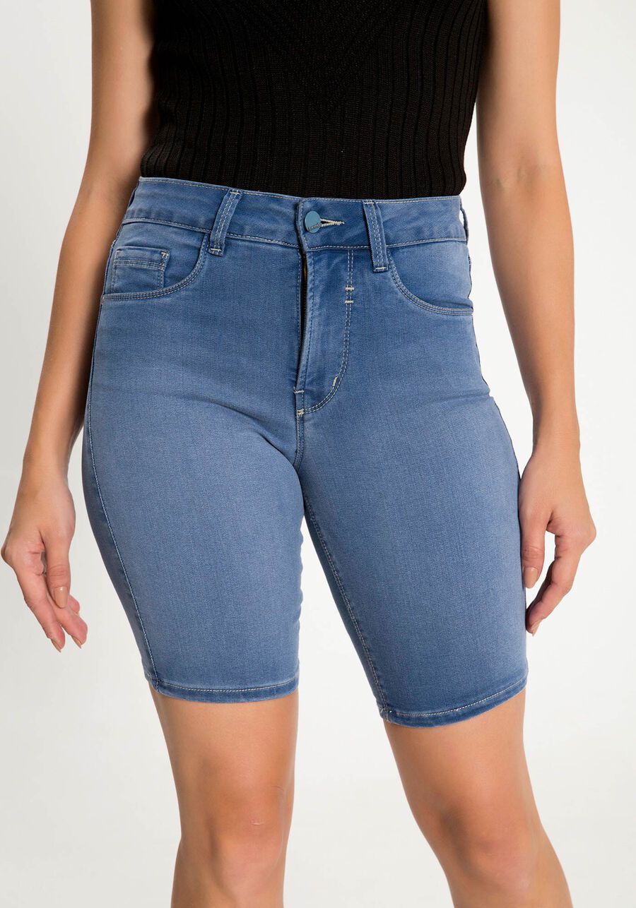 Bermuda Jeans Modelagem Ciclista Chapa Barriga, JEANS. Bermuda Jeans Modelagem Ciclista Chapa Barriga, JEANS, large.
