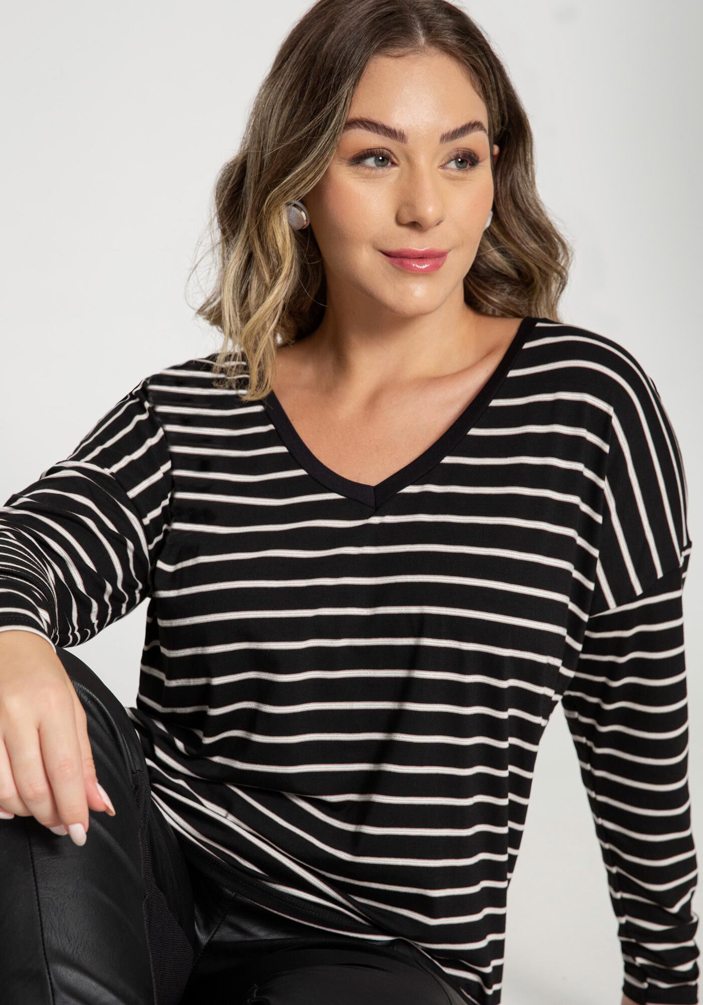 Blusa listrada hotsell feminina plus size