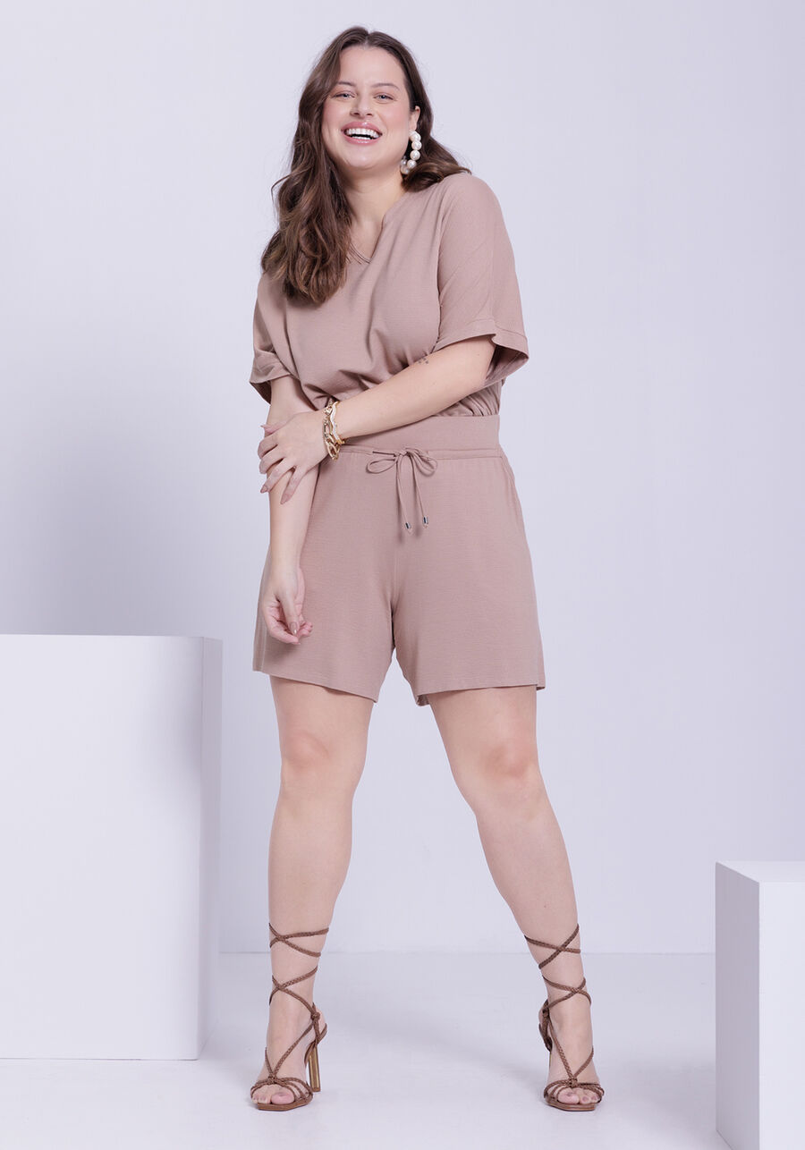 Conjunto Plus Size em Malha com Blusa e Shorts, . Conjunto Plus Size em Malha com Blusa e Shorts, , large.