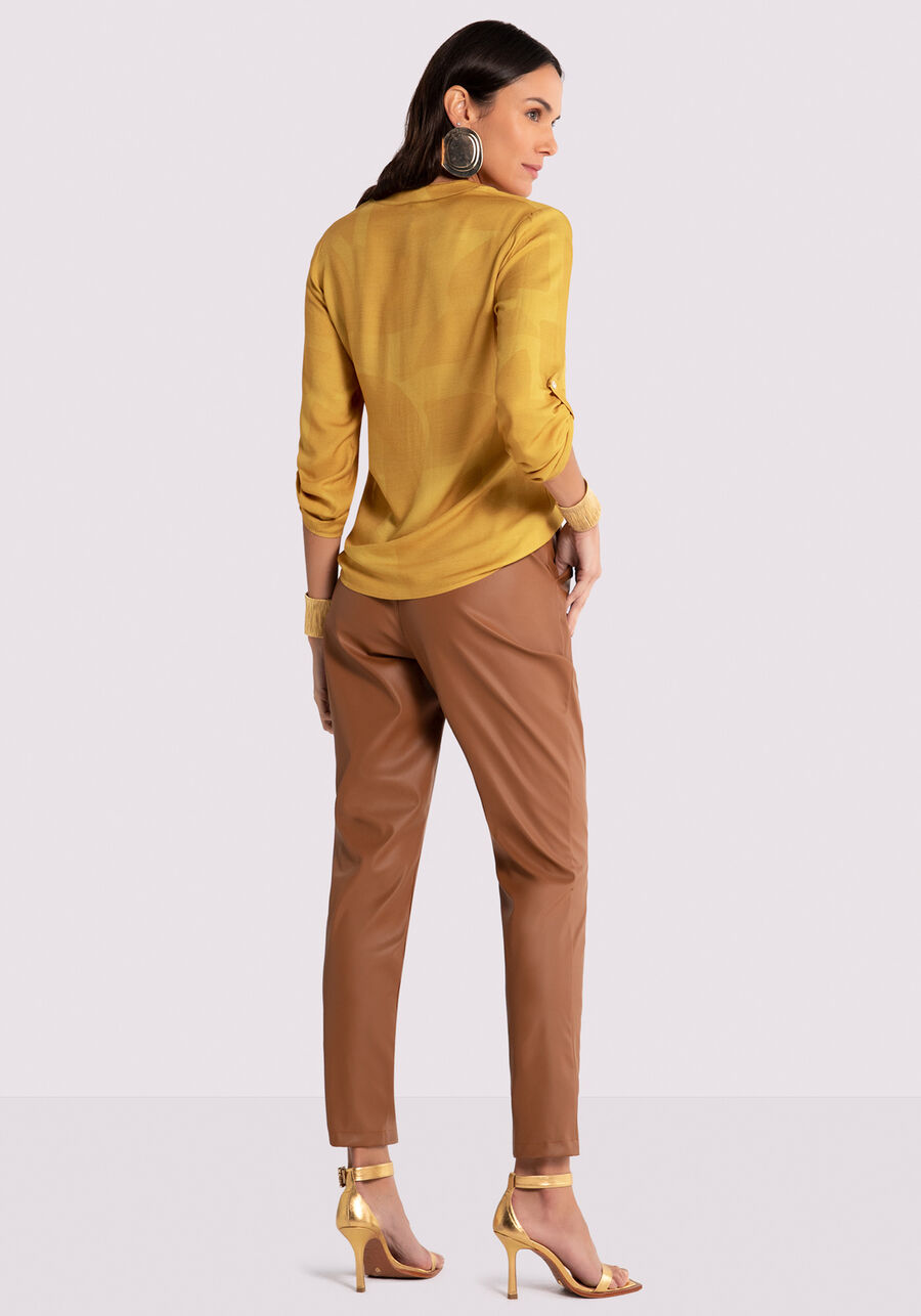 Camisa em Viscose com Martingale na Manga, MOLDURA AMARELO. Camisa em Viscose com Martingale na Manga, MOLDURA AMARELO, large.