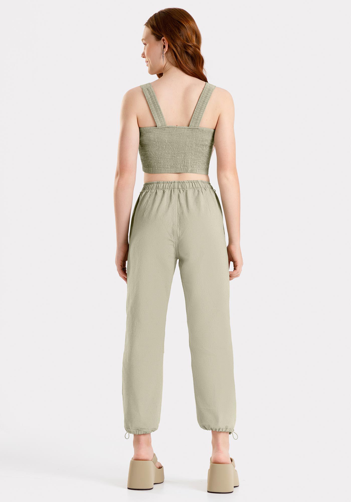 Conjunto saia cargo e blusa Cropped juvenil sustent&aacute;vel, VERDE CORAL, large.