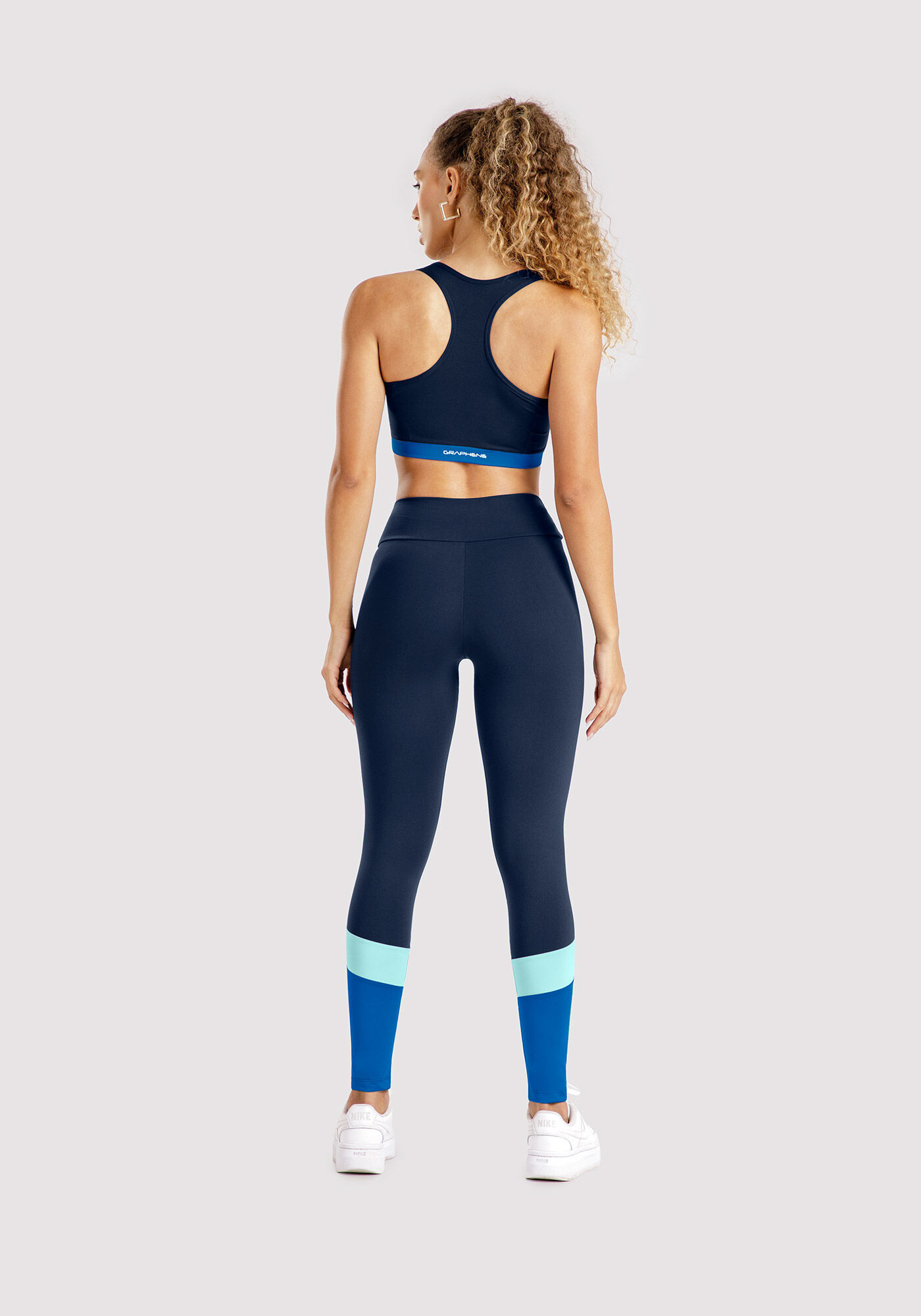 Legging com renda na sales barra