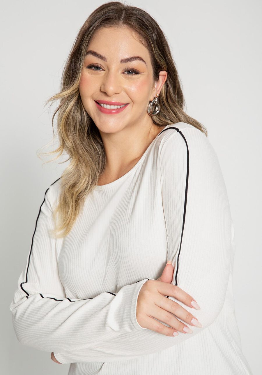 Blusa Manga Longa Canelada com Filetes, BRANCO OFF WHITE. Blusa Manga Longa Canelada com Filetes, BRANCO OFF WHITE, large.