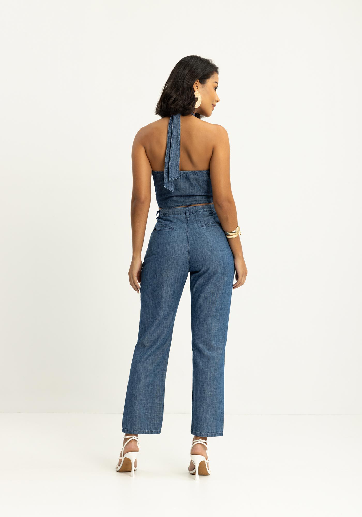 Cal&ccedil;a Jeans Reta Com Cintura Alta E Bot&atilde;o Forrado, , large.