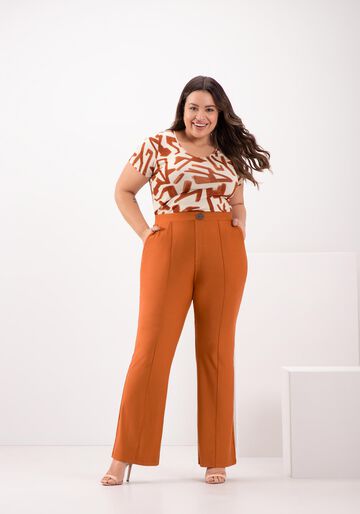 Blusa Estampada De Mangas Curtas Plus Size Em Malha, ABRACO BEGE. Blusa Estampada De Mangas Curtas Plus Size Em Malha, ABRACO BEGE, large.