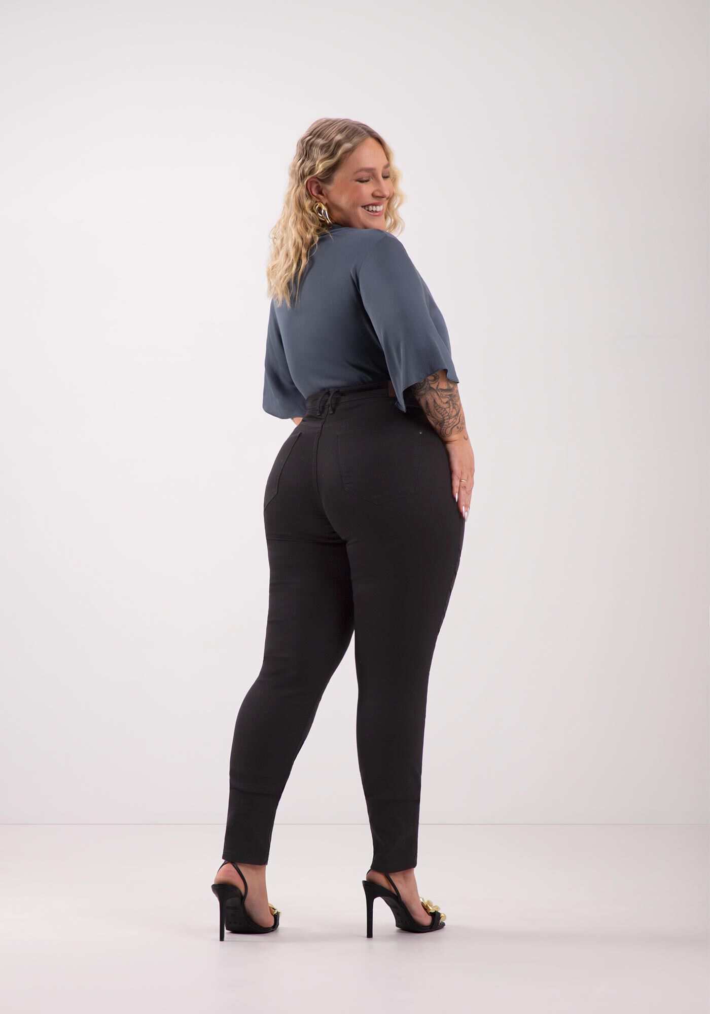 Cal&ccedil;a Skinny De Cintura M&eacute;dia Plus Size Sarja Chapa Barriga, PRETO REATIVO, large.