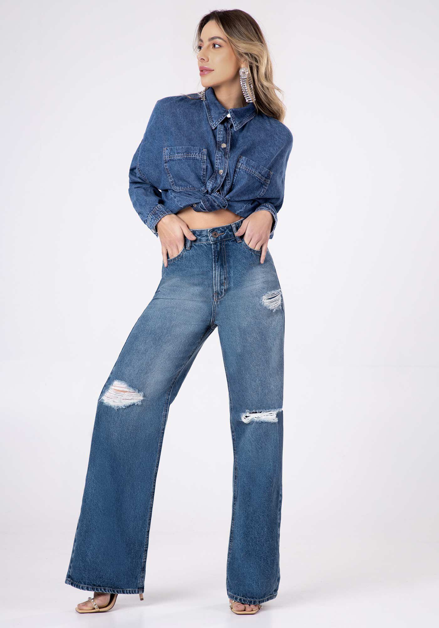 Calça jeans com renda no joelho top