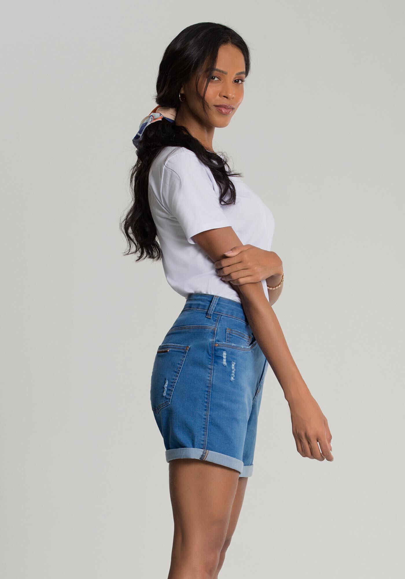 Bermuda Jeans Boyfriend com Len&ccedil;o, JEANS, large.