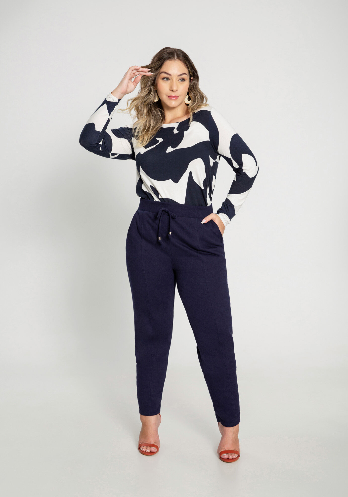 Cal&ccedil;a Plus Size em Moletom com Bolsos, , large.