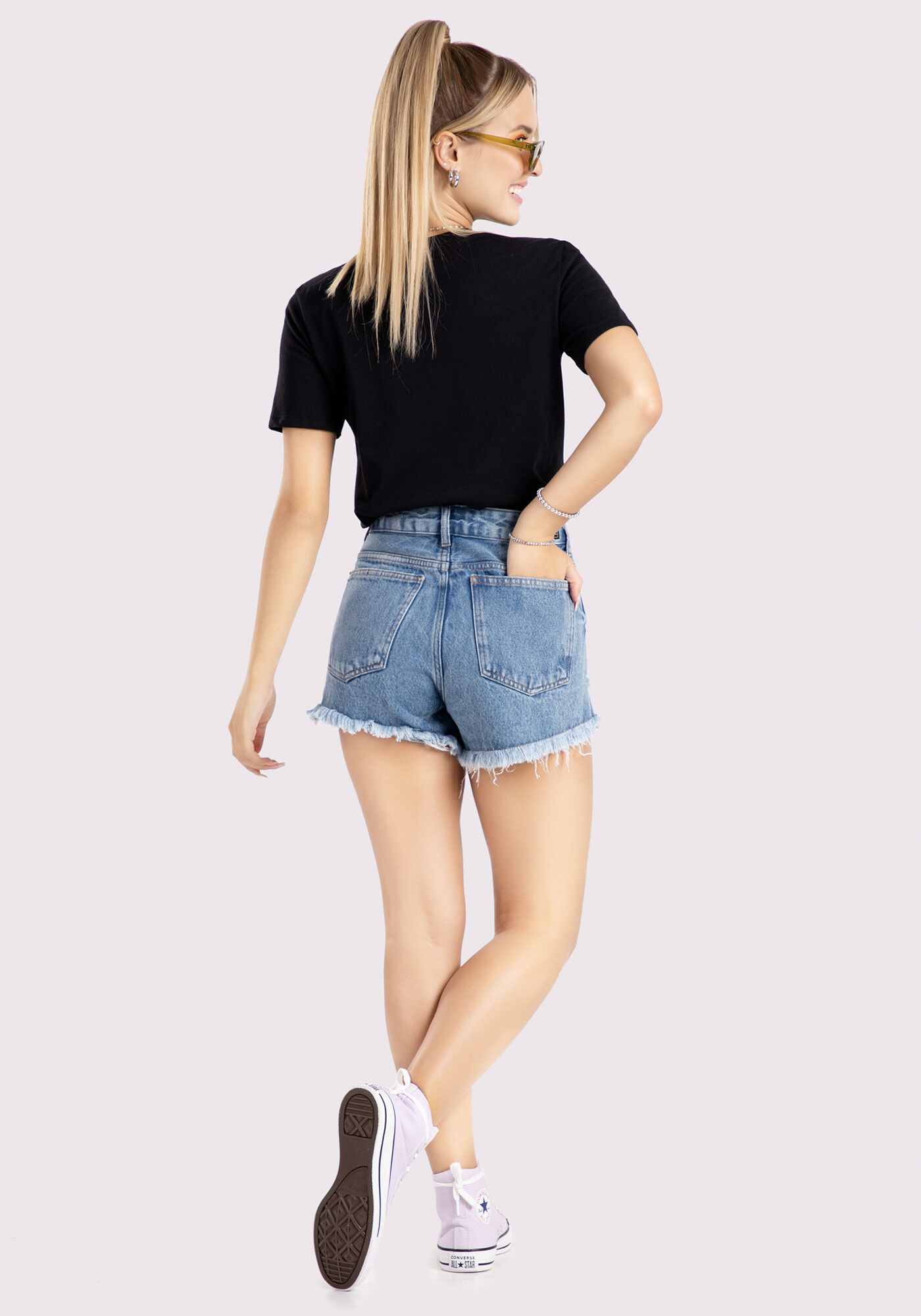 Short jeans barra desfiada hotsell