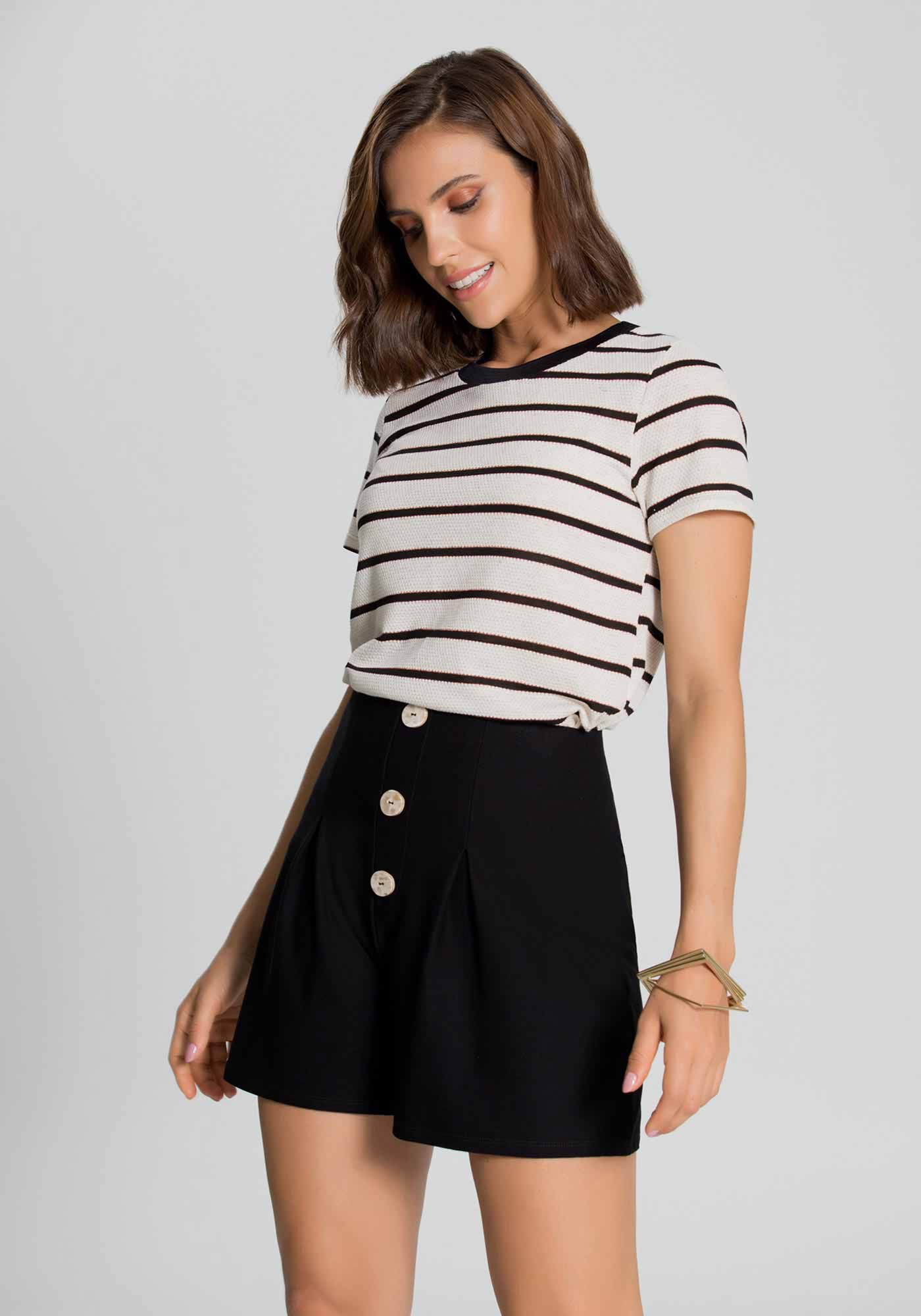 Shorts Crepe Cintura Alta com Pregas Lunender