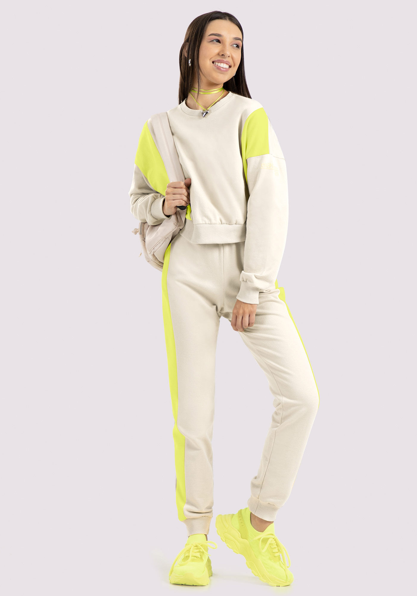 Conjunto Juvenil em Moletom Felpado com Recortes, , large.