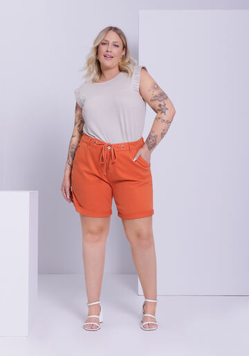 Shorts Boyfriend Plus Size Com Bolsos Em Sarja Com Elastano, LARANJA RUSTY. Shorts Boyfriend Plus Size Com Bolsos Em Sarja Com Elastano, LARANJA RUSTY, large.