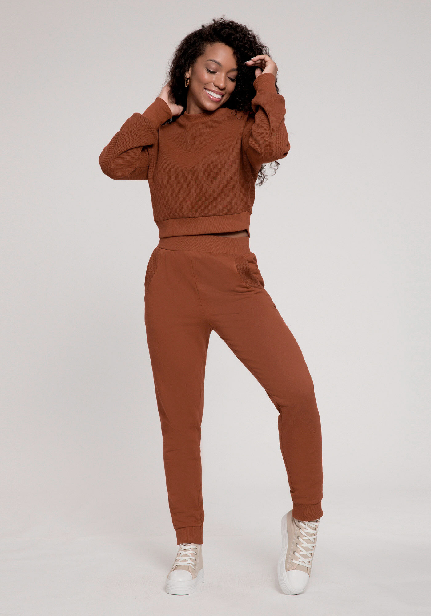 Cal&ccedil;a Jogging em Moletom Felpado com Detalhe Bolsos, LARANJA FERRUGEM, large.