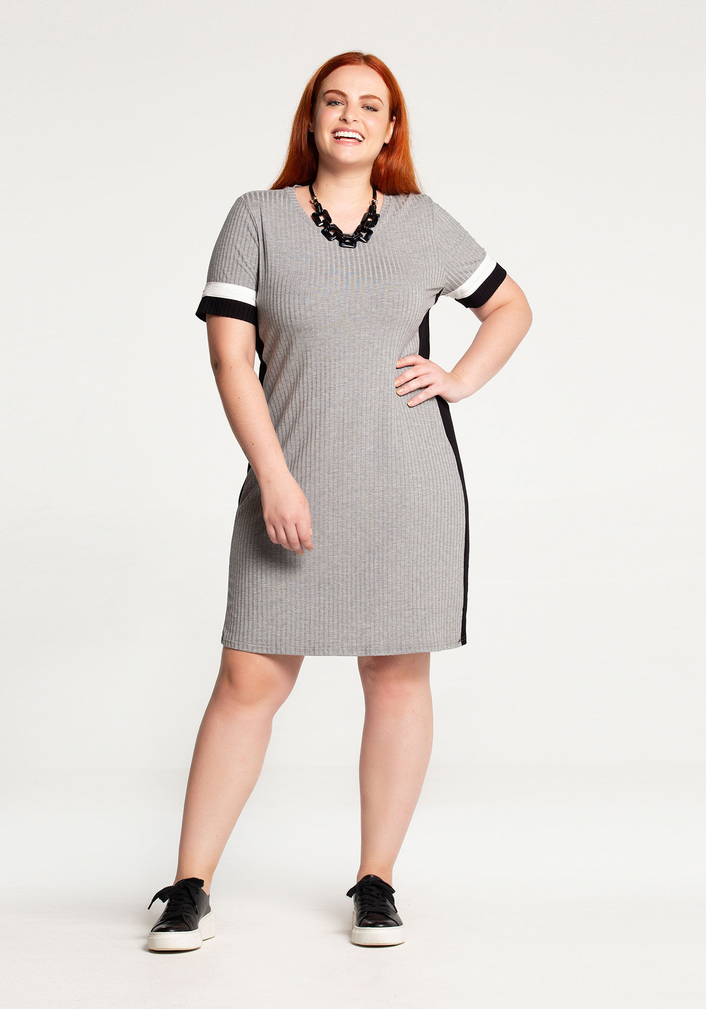Vestido Curto Plus Size Malha Canelado Lunender