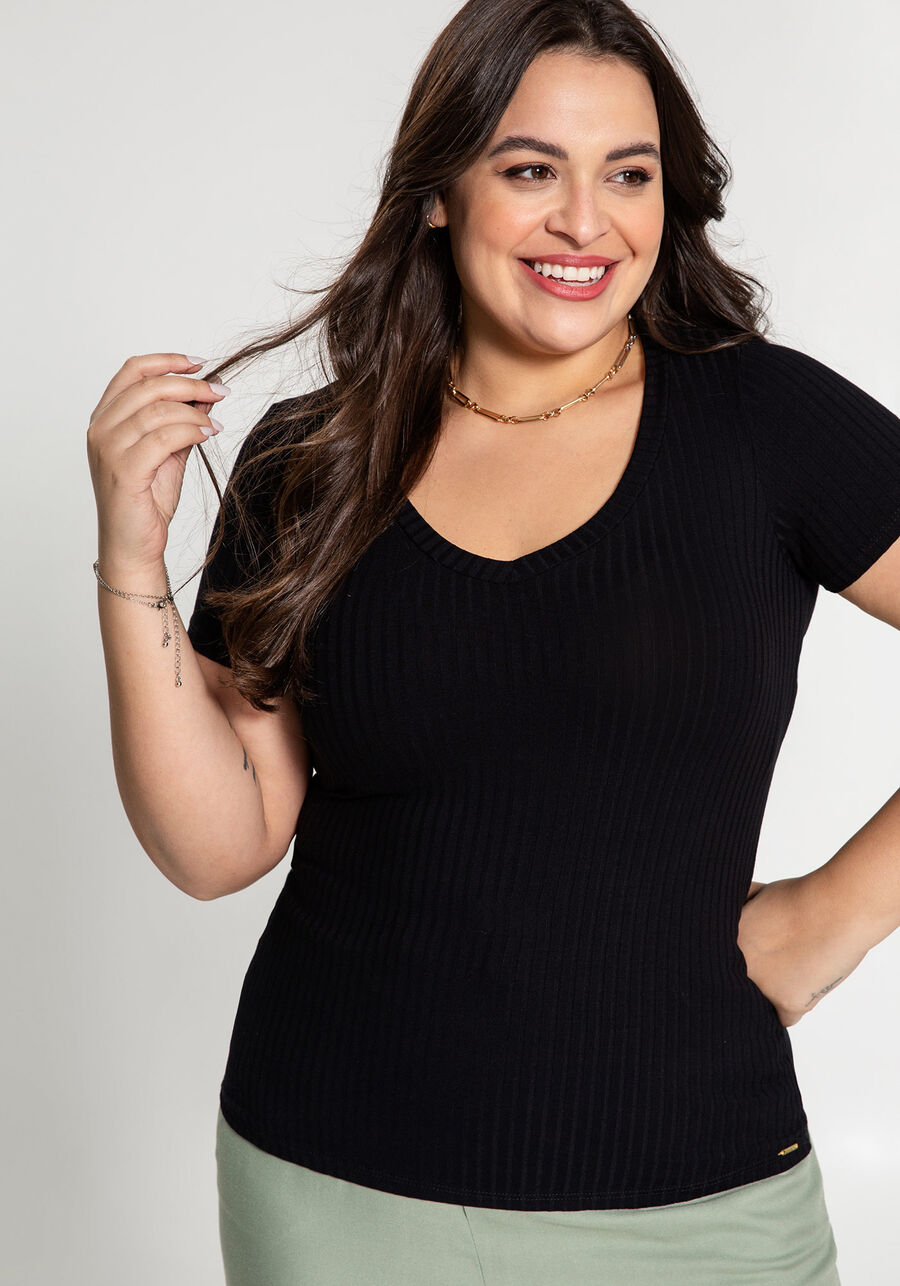 Blusa Básica Em Malha Canelada Com Mangas Curtas E Decote V, . Blusa Básica Em Malha Canelada Com Mangas Curtas E Decote V, , large.
