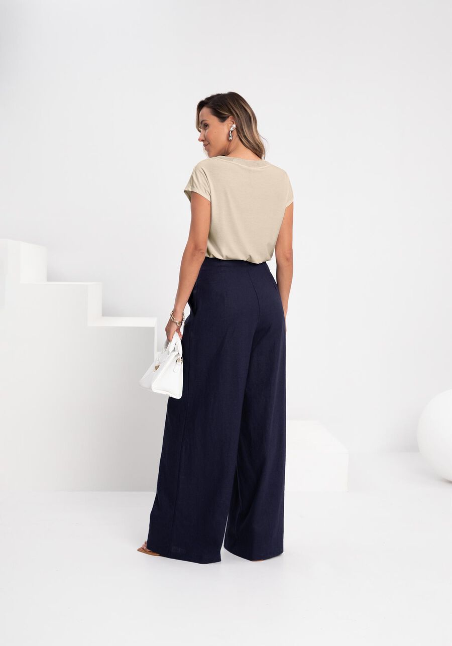 Blusa Mullet De Mangas Curtas Com Gola Em Retilínea, . Blusa Mullet De Mangas Curtas Com Gola Em Retilínea, , large.