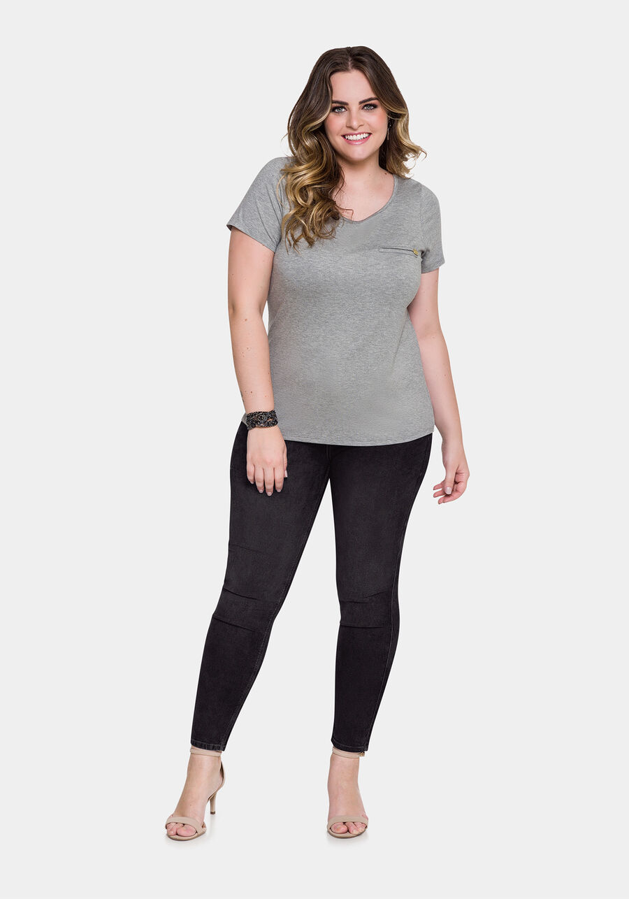 Blusa Básica Lisa De Mangas Curtas Com Detalhe Frontal, . Blusa Básica Lisa De Mangas Curtas Com Detalhe Frontal, , large.