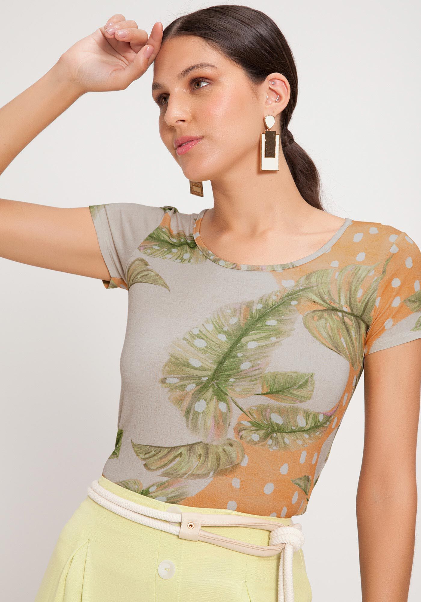 Blusa de viscose estampada manga curta online