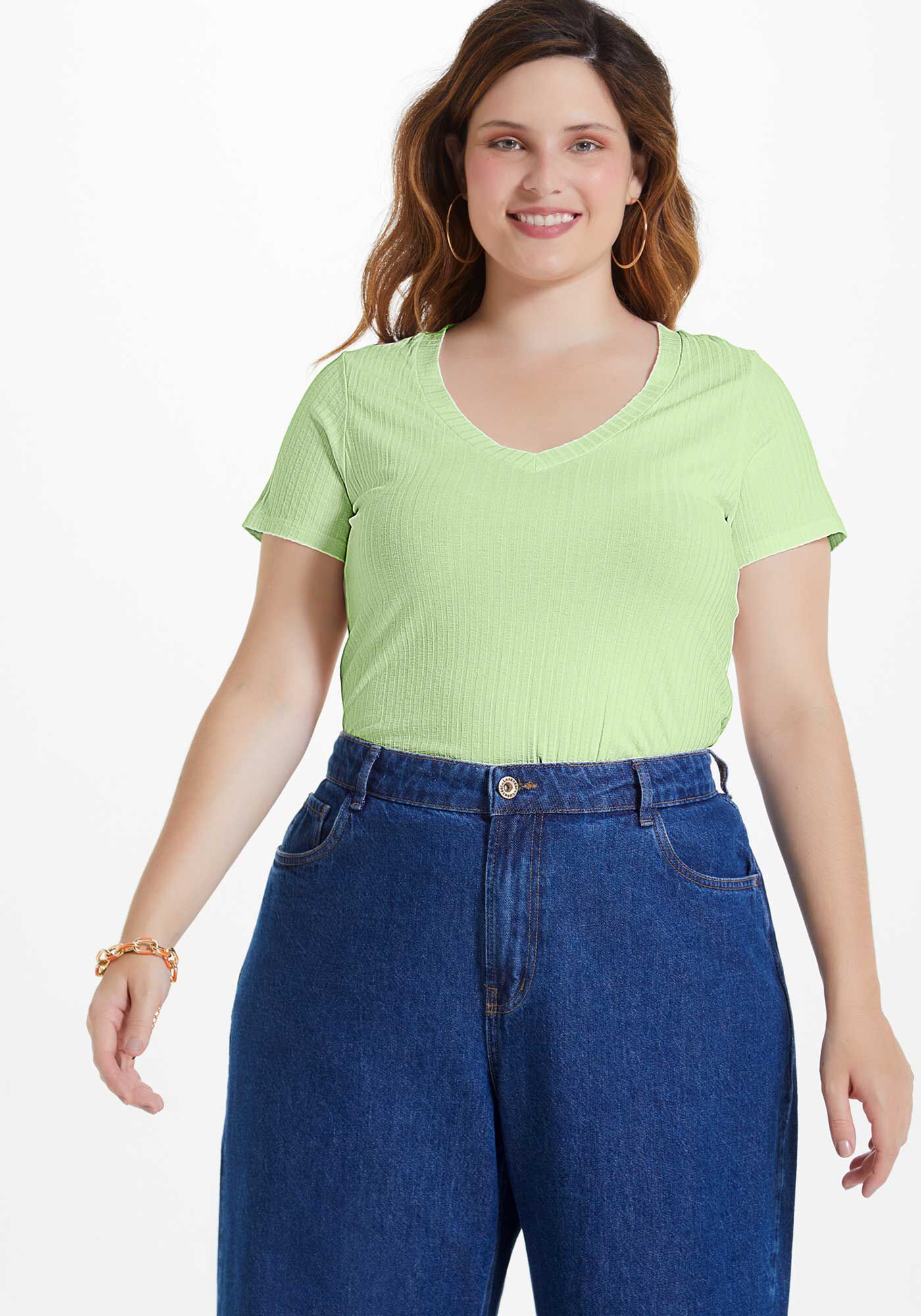 Blusa B&aacute;sica Em Malha Canelada Com Mangas Curtas E Decote V, VERDE NANTUKO, large.