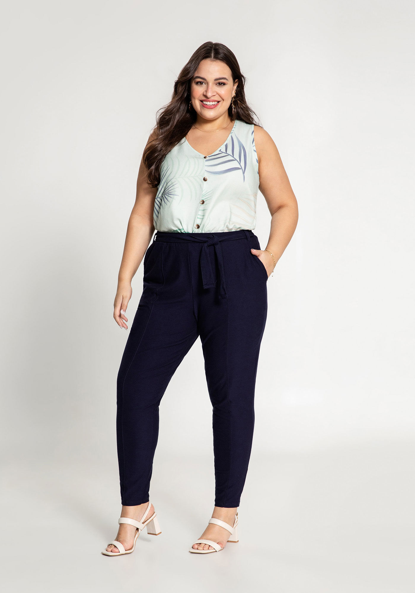 Calça de hotsell malha plus size