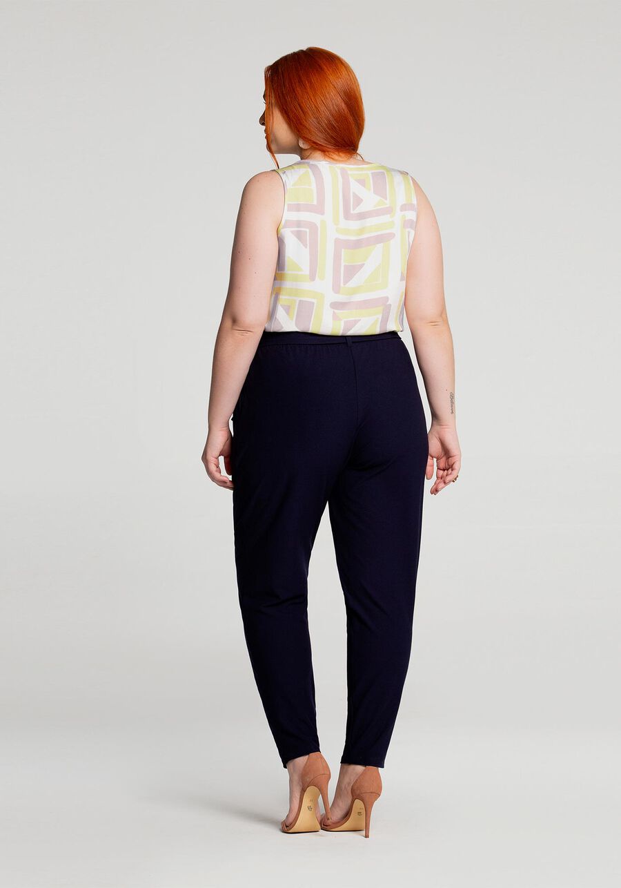 Regata Plus Size Decote V Tecido Rayon, AMARELO LIGHTNESS. Regata Plus Size Decote V Tecido Rayon, AMARELO LIGHTNESS, large.