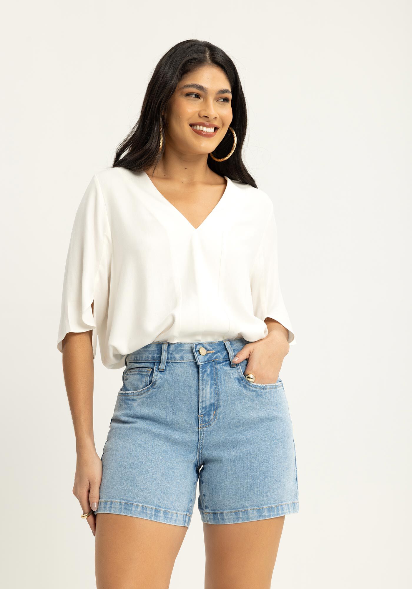 Shorts Boyfriend Jeans Com Cintura Media E Bolsos Lunender