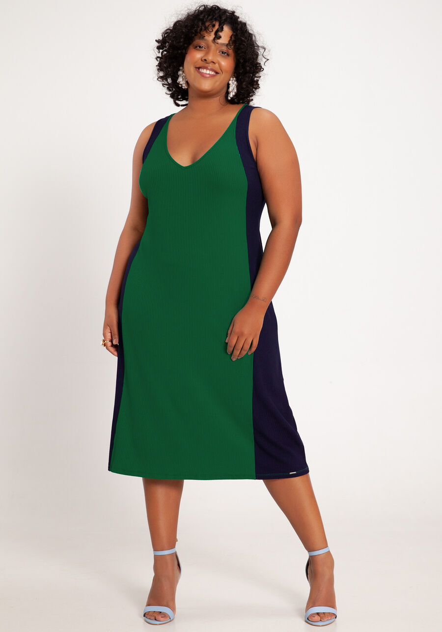 Vestido Plus Size Canelado com Recorte Lateral, , large.