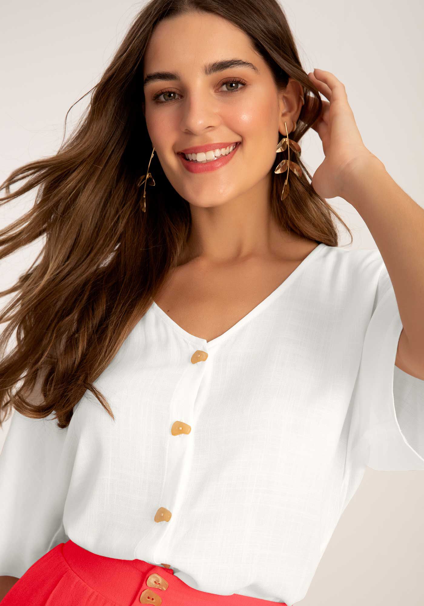 Camisa Manga Curta em Viscose com Decote V, , large.