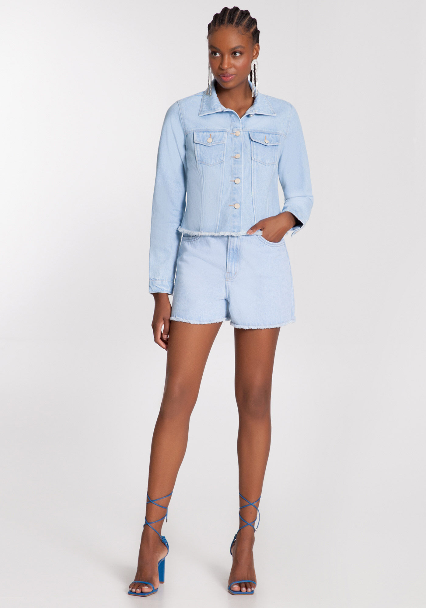 Jaqueta jeans hotsell com barra desfiada