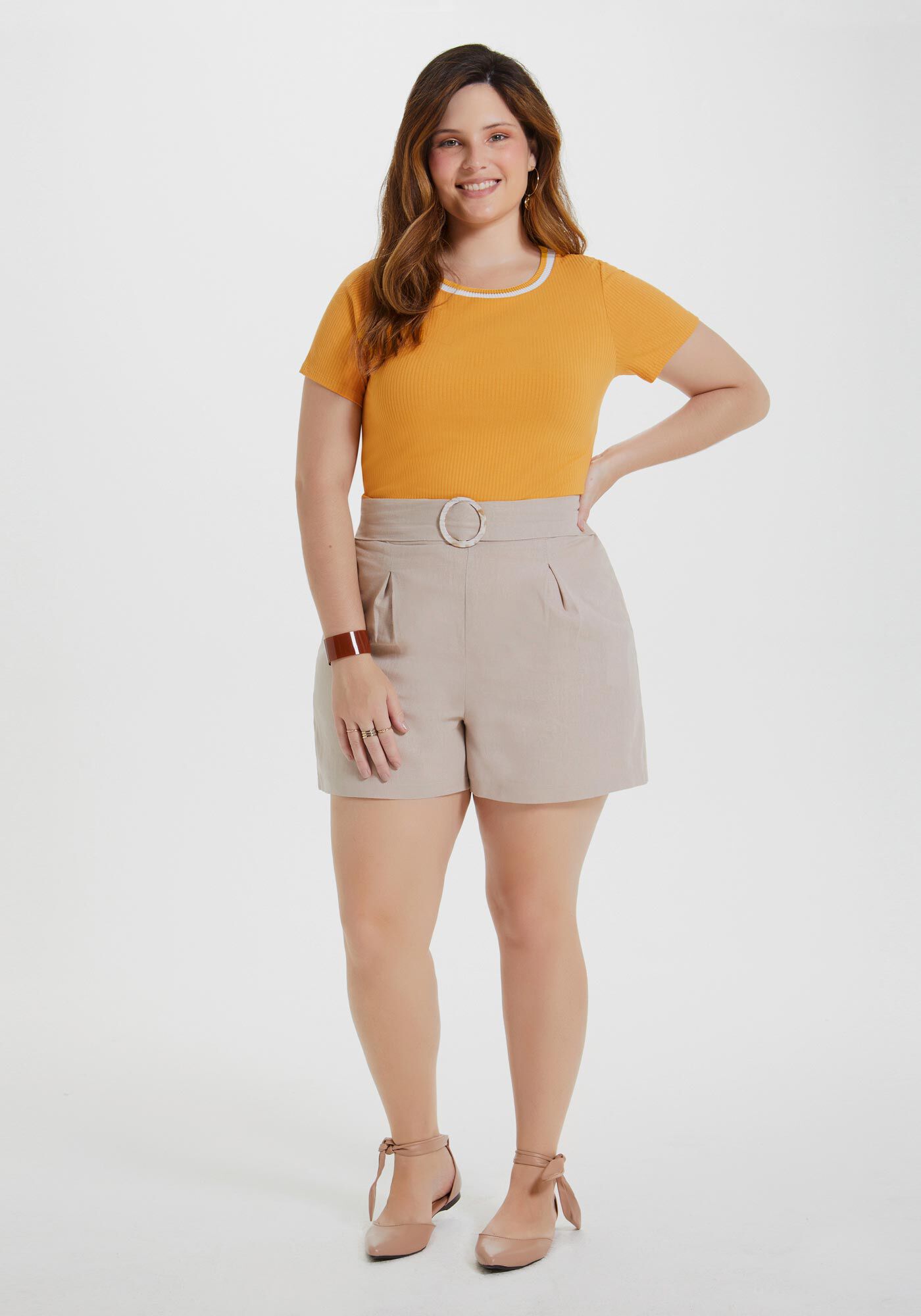 Shorts Plus Size em Linho com El stico e Cinto Lunender