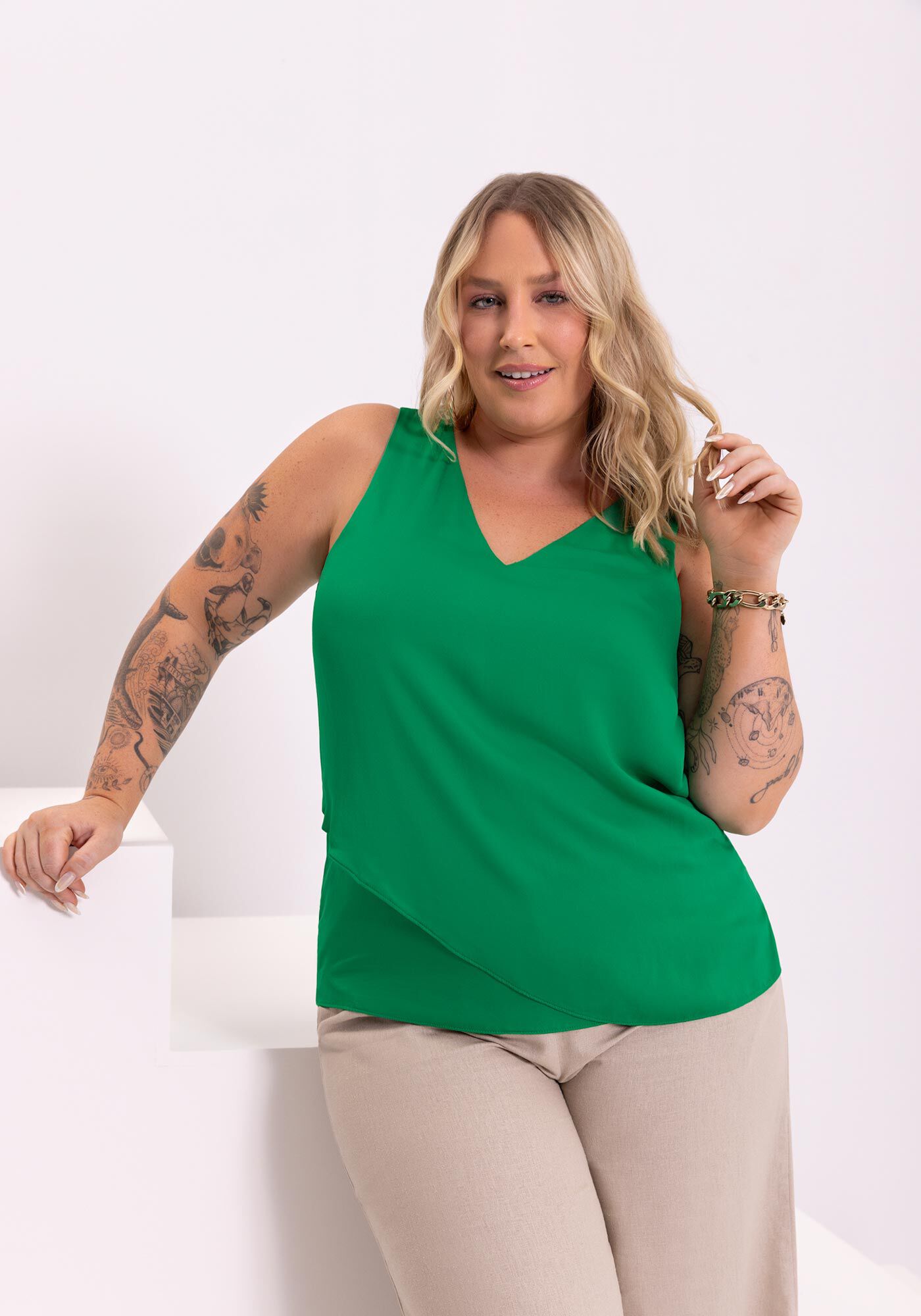 Blusa Regata Transpassada Com Decote Em V E Al&ccedil;as Largas, , large.