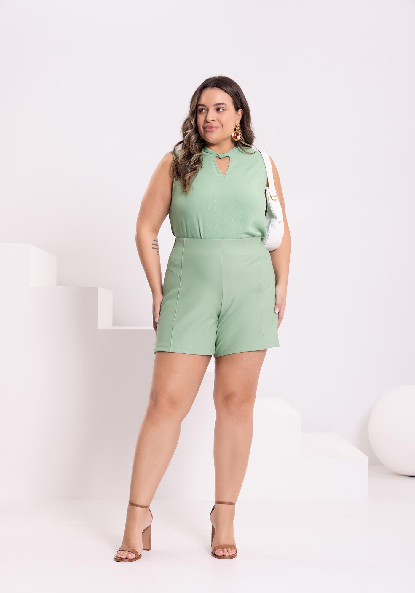 Blusa Com Recorte Frontal E Amarra&ccedil;&atilde;o Em Tecido Texturizado, VERDE SLAB, large.