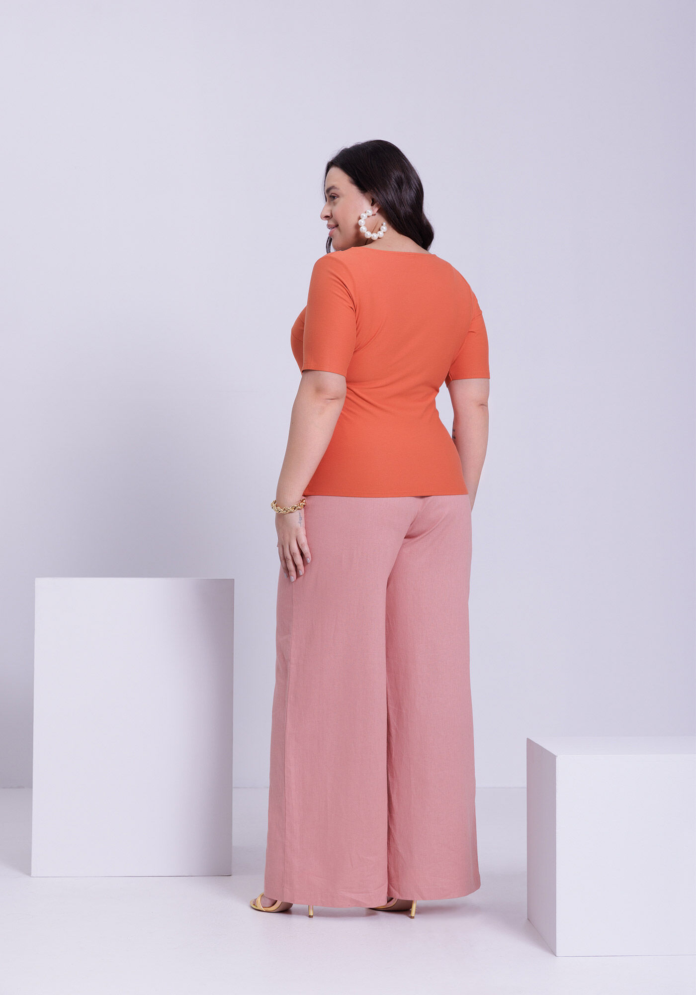 Blusa Manga Curta Plus Size com Decote Assim&eacute;trico, , large.