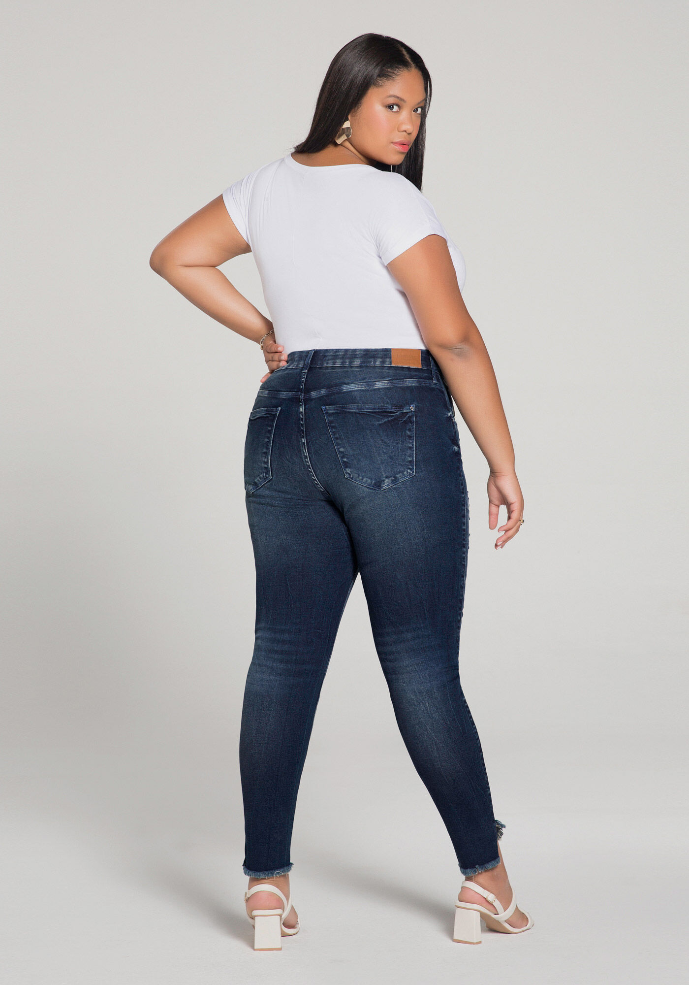 Cal&ccedil;a Jeans Skinny Cropped Chapa Barriga Plus Size, , large.