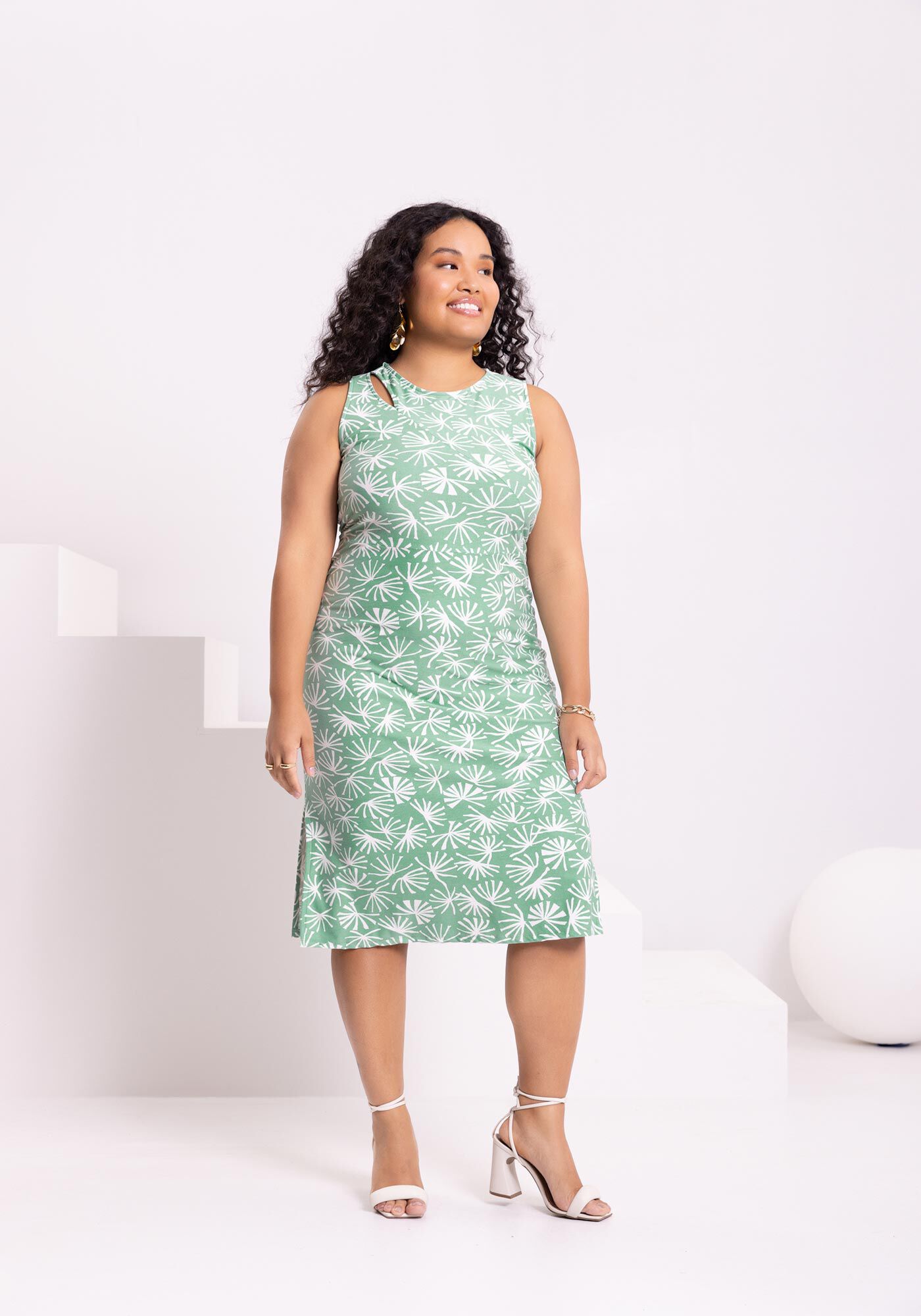 Vestido Midi Sem Mangas Com Recorte No Ombro Em Malha Crepe, , large.