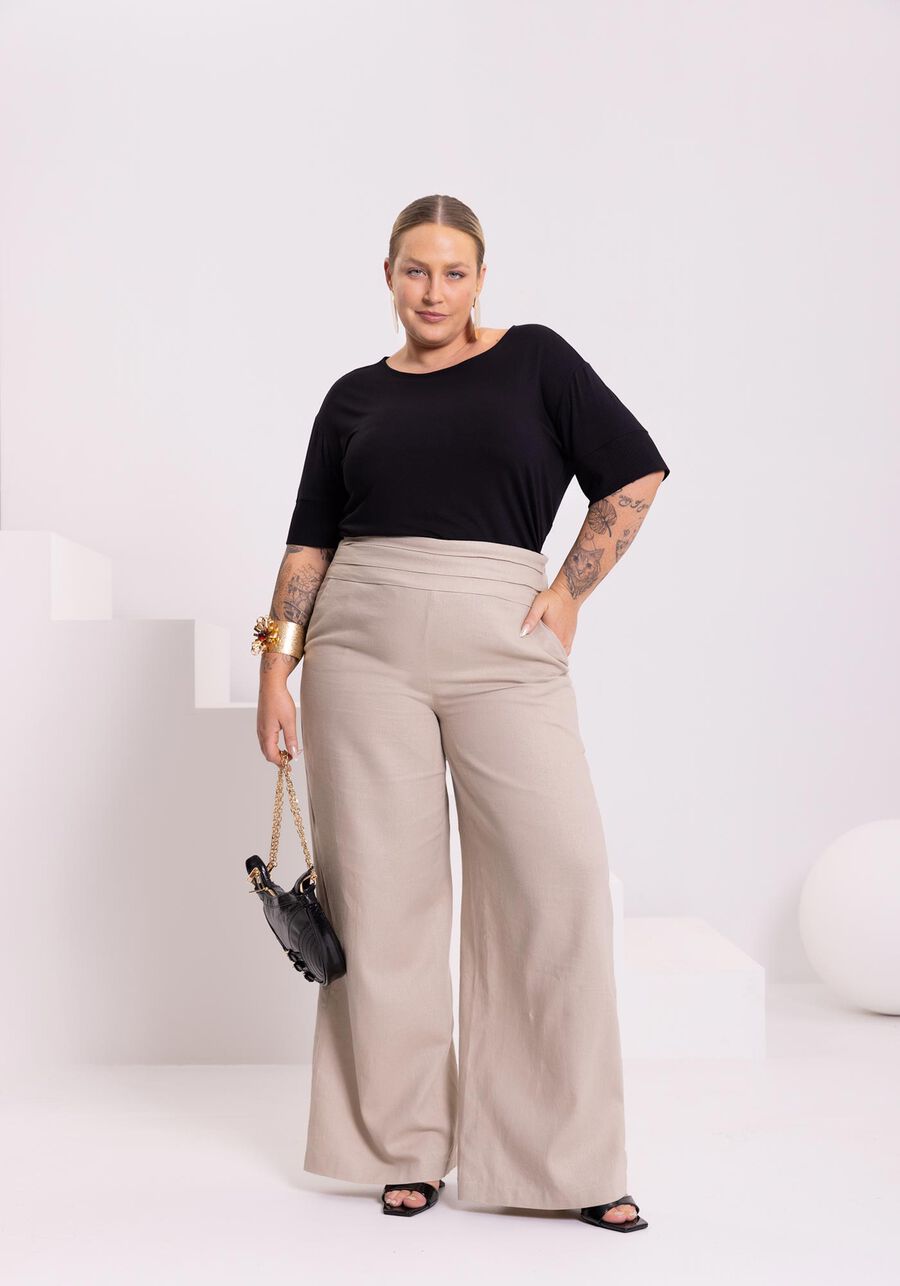 Blusa Acinturada Com Mangas Médias E Decote Redondo Em Malha, PRETO. Blusa Acinturada Com Mangas Médias E Decote Redondo Em Malha, PRETO, large.