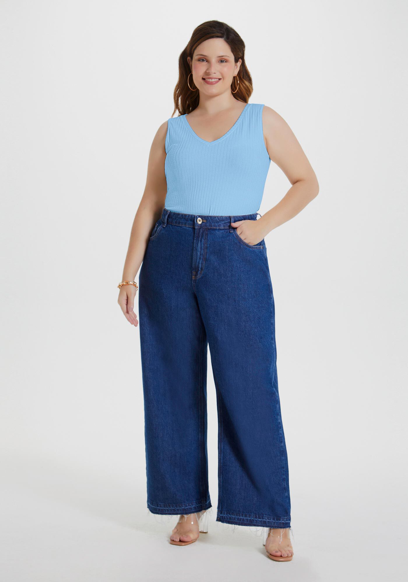 Blusa Regata Canelada De Al&ccedil;as Largas Em Malha De Viscose, , large.