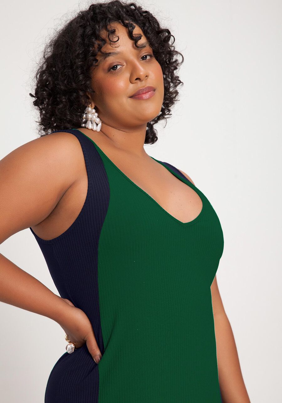 Vestido Plus Size Canelado com Recorte Lateral, . Vestido Plus Size Canelado com Recorte Lateral, , large.