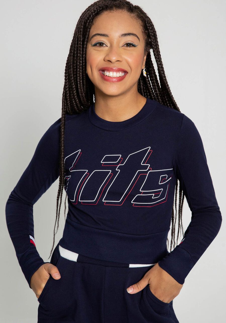 Blusa Manga Longa Cropped Estampa Hits Juvenil, MARINHO ACTION. Blusa Manga Longa Cropped Estampa Hits Juvenil, MARINHO ACTION, large.