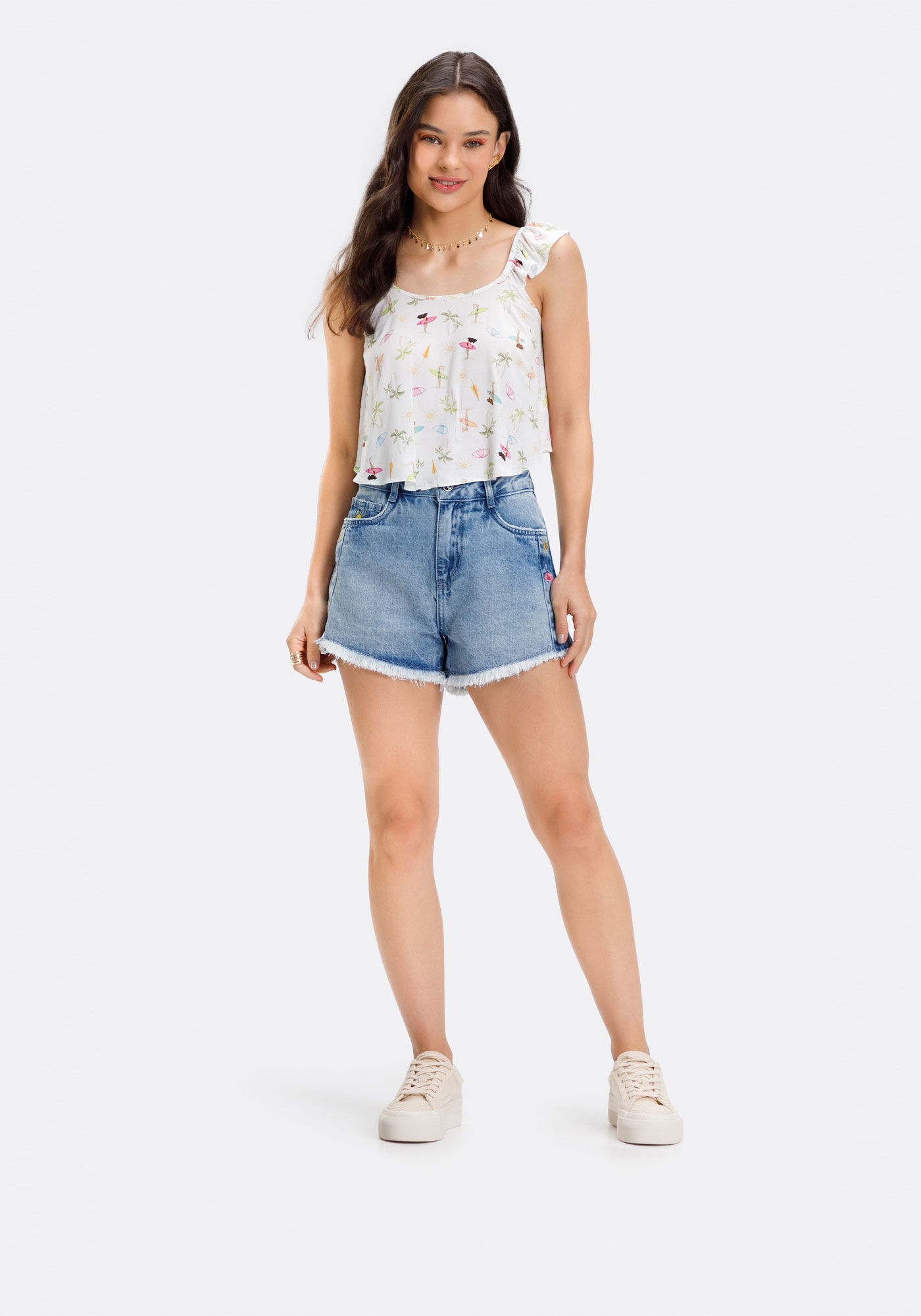 Shorts Jeans Juvenil Com Cintura M&eacute;dia E Bordados Laterais, , large.