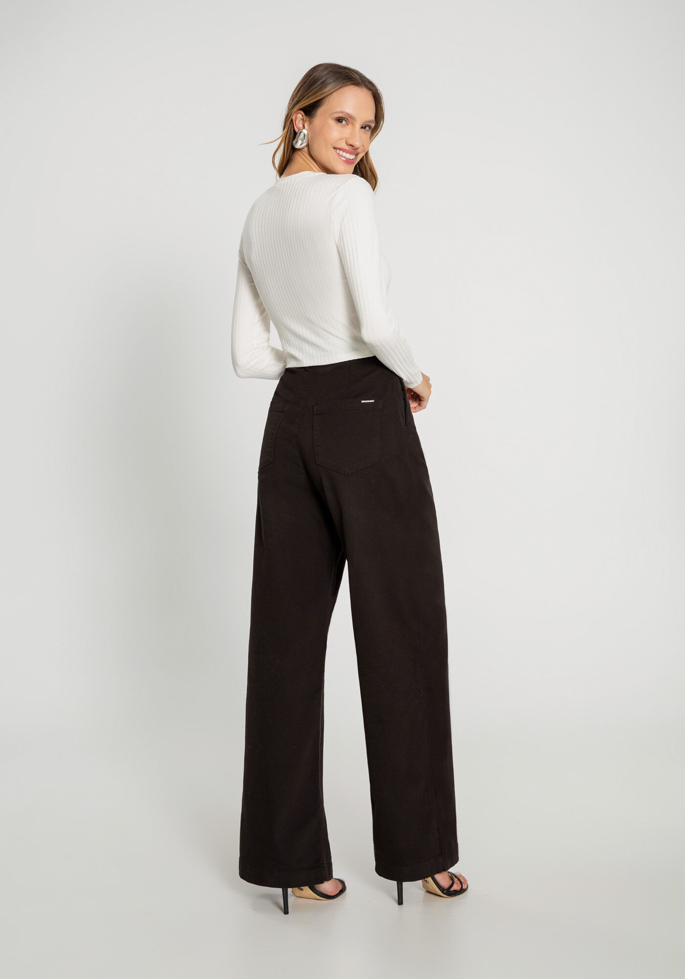 Blusa Manga Longa Canelada B&aacute;sica com Gola, BRANCO OFF WHITE, large.