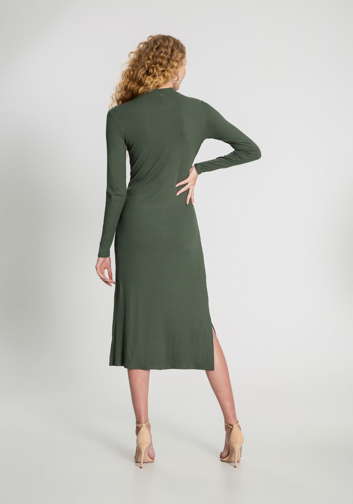 Vestido manga shop longa malha canelada