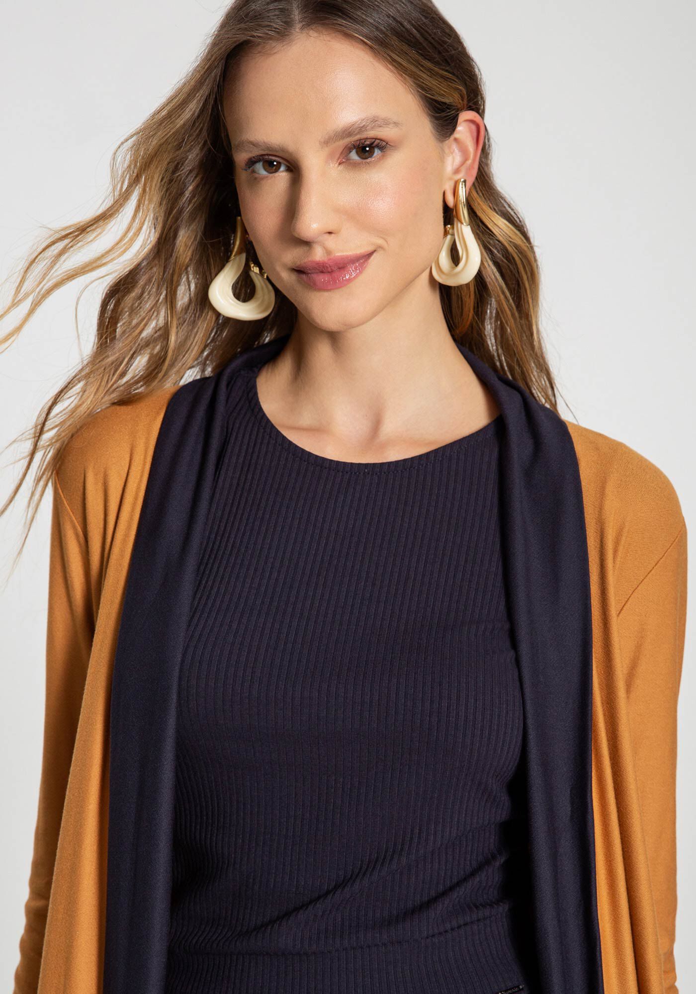 Cardigan Alongado em Malha Crepe com Recortes, BEGE BOOK, large.