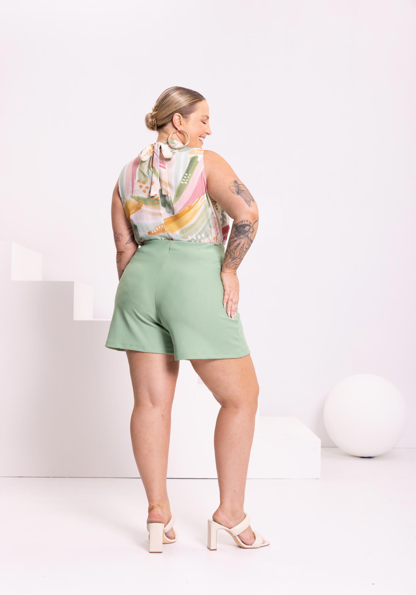 Shorts De Cintura Alta Com Recortes Laterais Em Malha, VERDE SLAB, large.