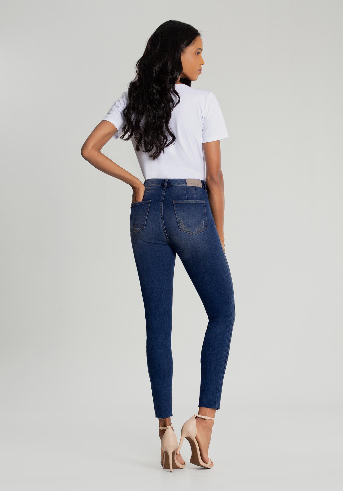 Cal&ccedil;a Skinny Cropped Jeans Escultural, JEANS, large.