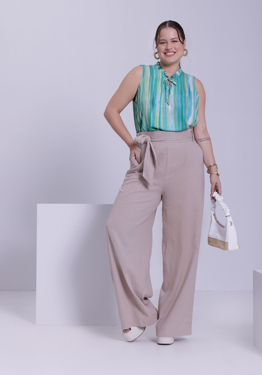 Regata Plus Size em Viscose com Franzido e Amarração Gola, GUARANA VERDE. Regata Plus Size em Viscose com Franzido e Amarração Gola, GUARANA VERDE, large.